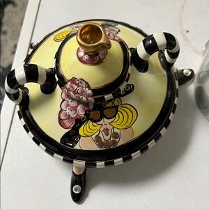 Aunt Gertie Sugar Bowl by Linda Corneille